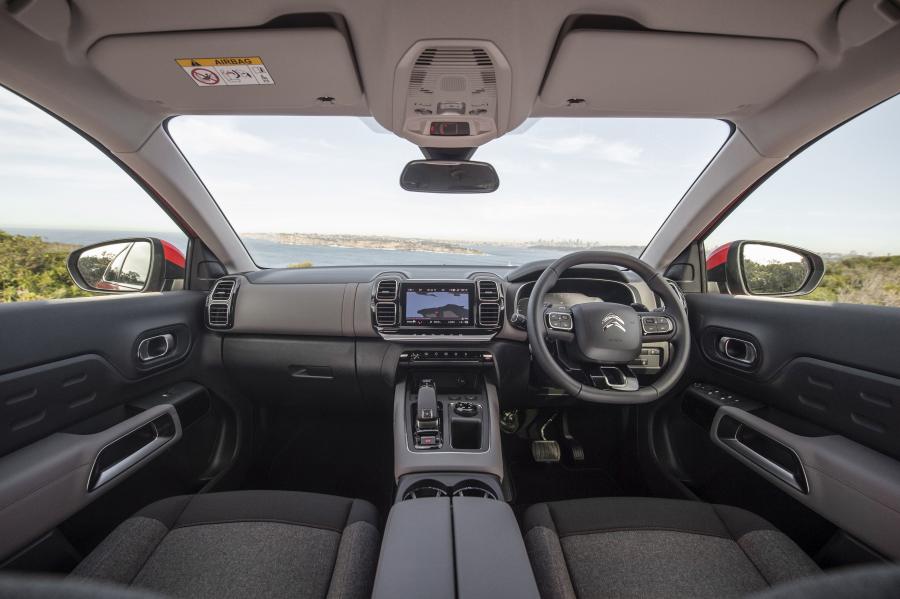 Торпедо Citroen C5 Aircross 2019 года  (AU) (фото 36 из 40)